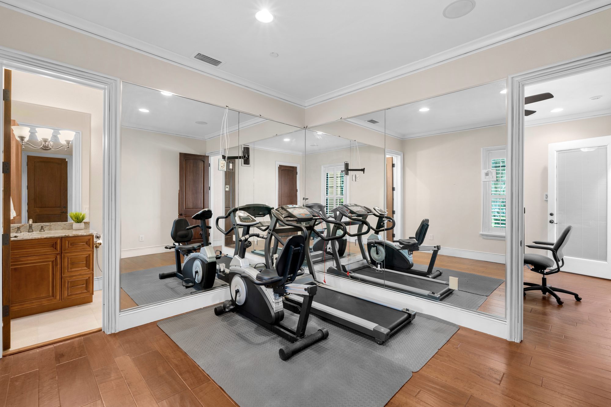 The private fitness room